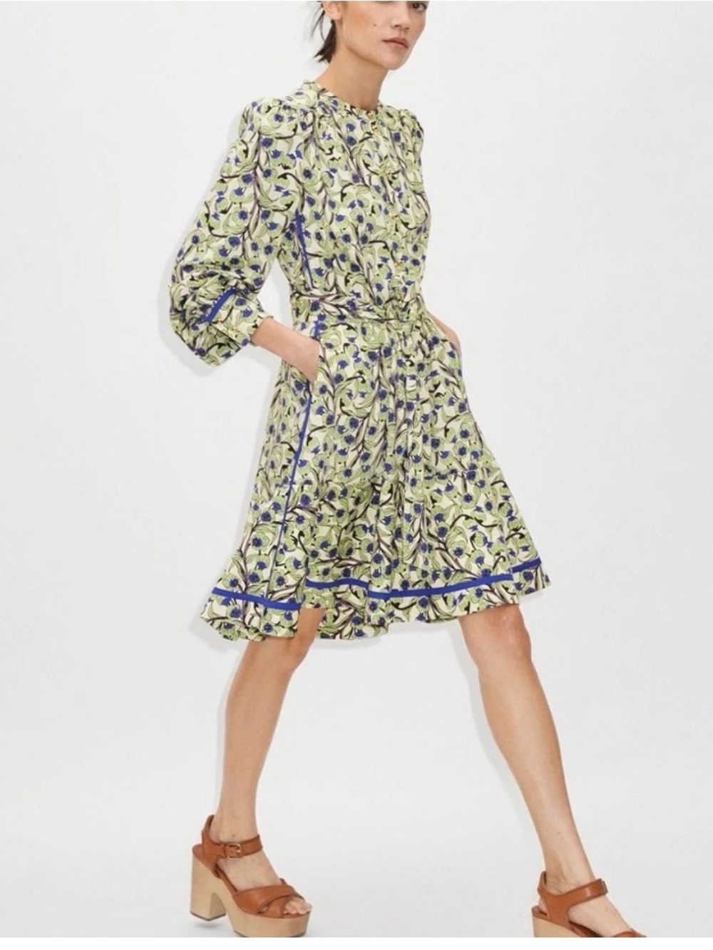 NWT ME+EM Trailing Flower Pod Print
Fit And Flare Midi Dress 100%
Recycled, 10 - Picture 3 of 14